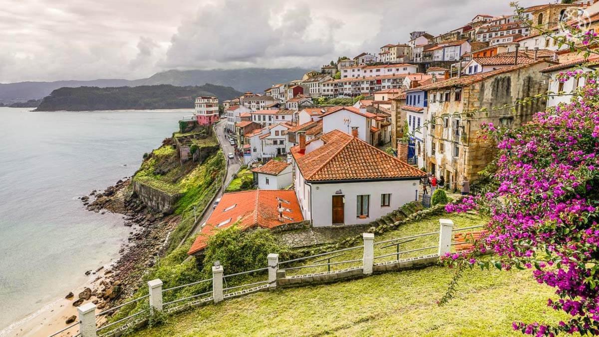 Mirador Del Cantabrico Lastres Bagian luar foto